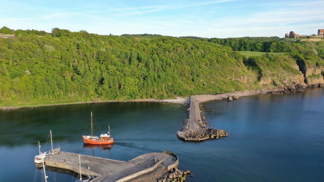 Varra Water - Unique Boat Accomodation - Bornholm Nexo ภายนอก รูปภาพ