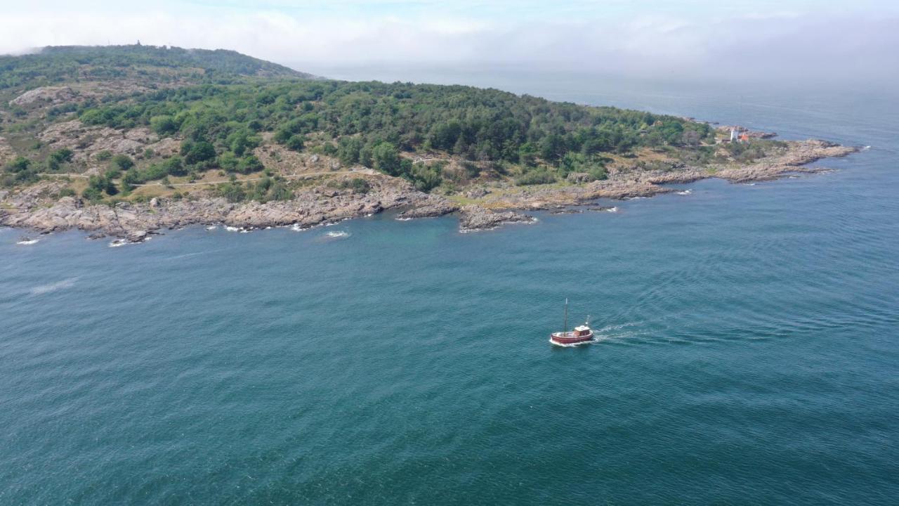 Varra Water - Unique Boat Accomodation - Bornholm Nexo ภายนอก รูปภาพ
